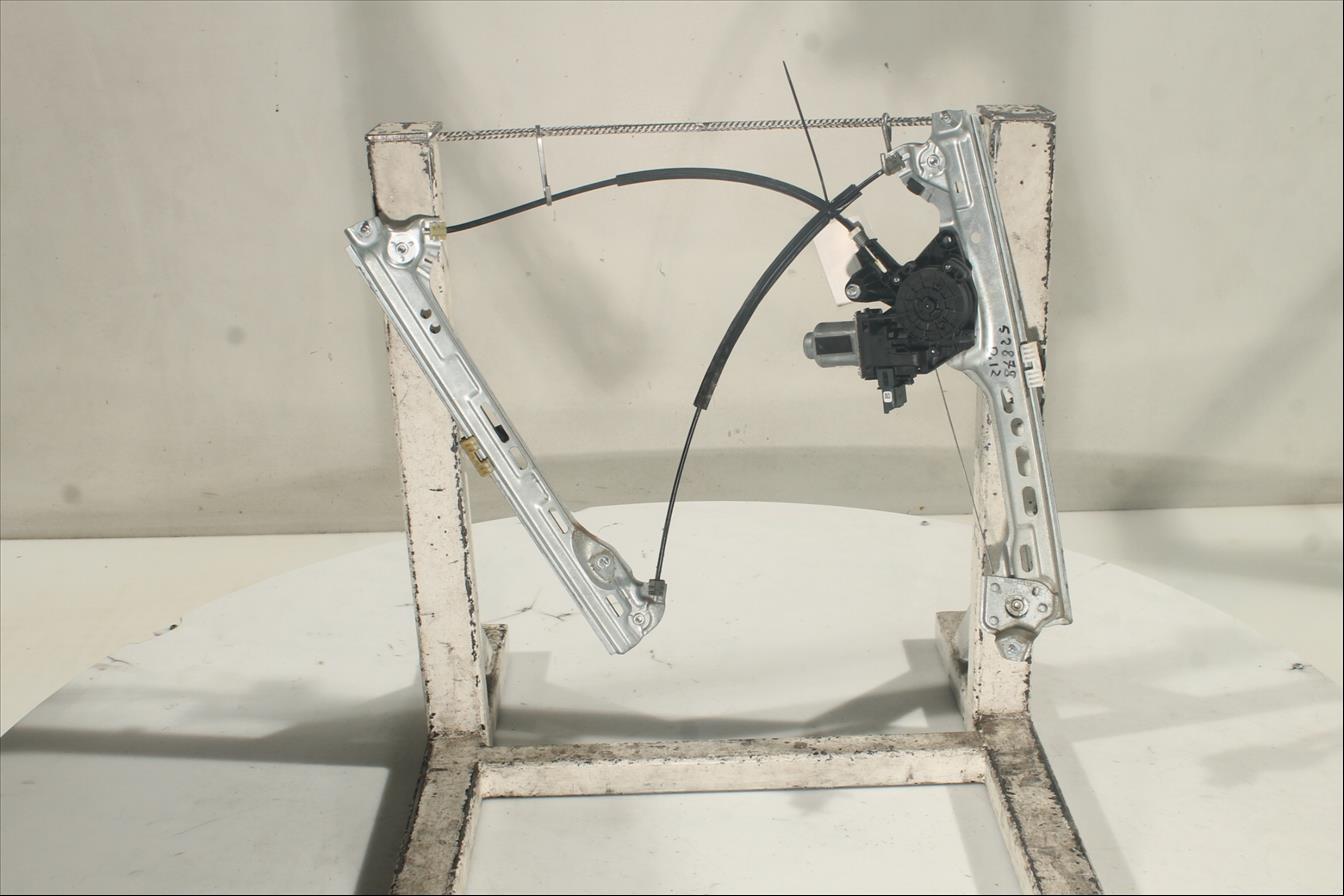 Elevalunas eléctrico puerta Del. Izq.