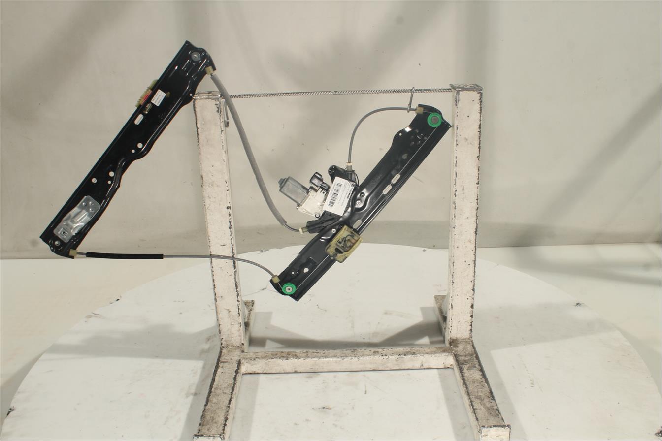 Elevalunas eléctrico puerta Del. Izq.