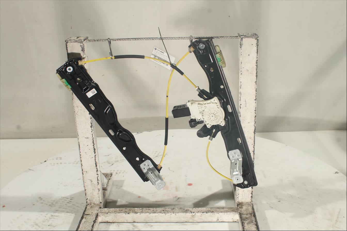 Elevalunas eléctrico puerta Del. Izq.