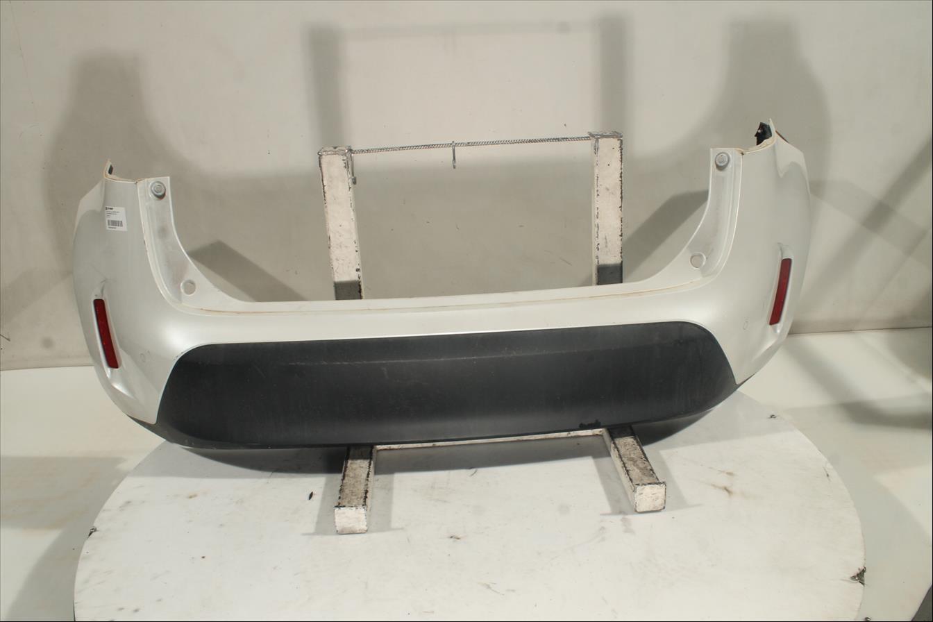 Paragolpes Tra.