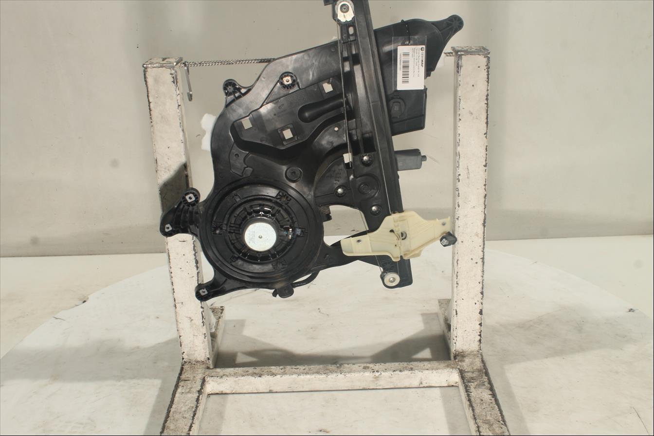 Elevalunas eléctrico puerta Del. Izq.