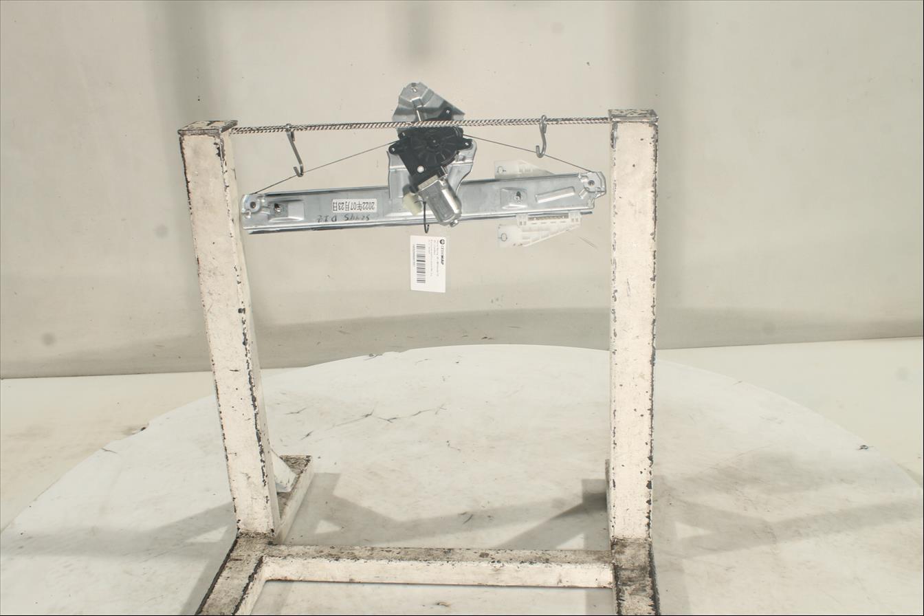 Elevalunas eléctrico puerta Del. Izq.