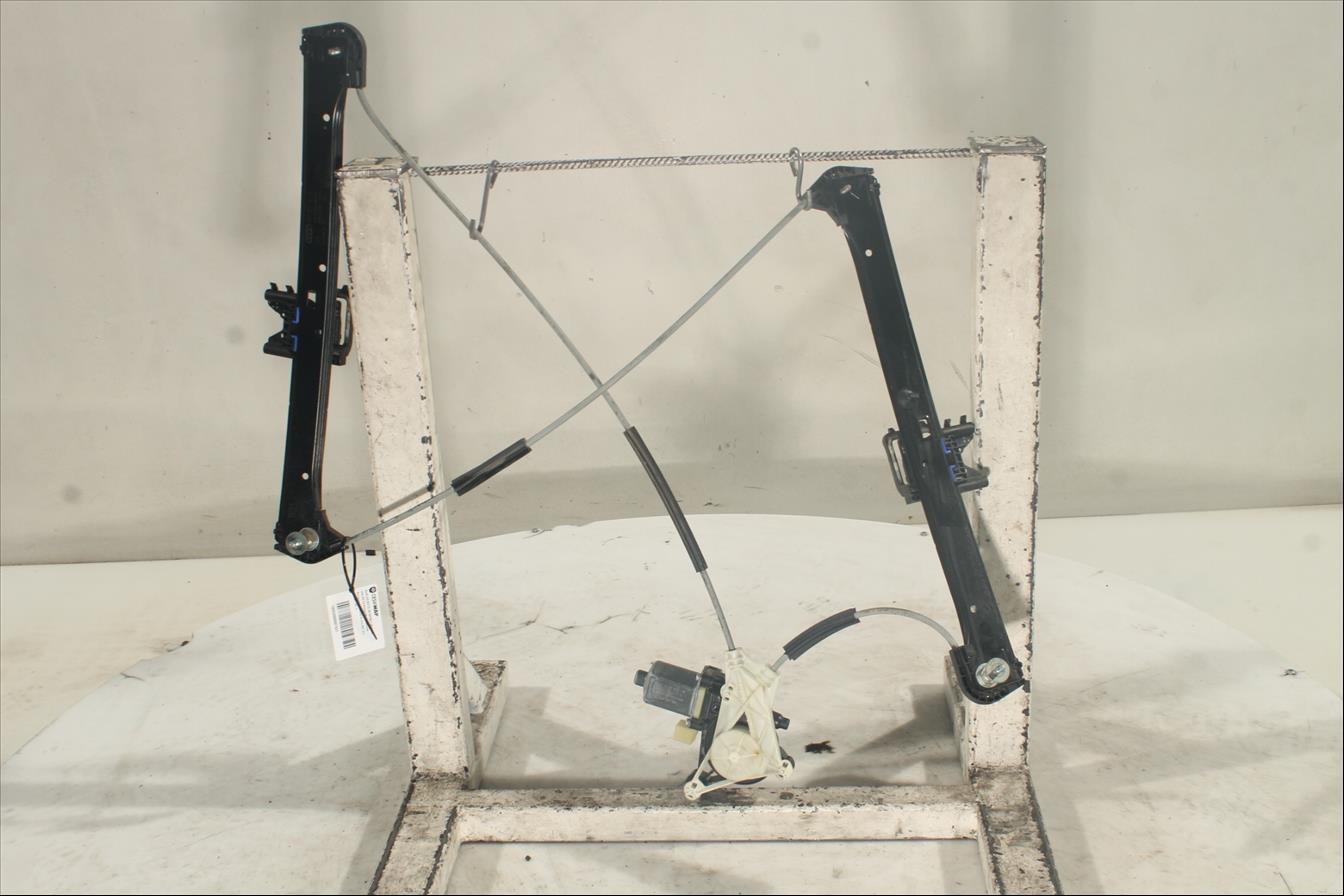 Elevalunas eléctrico puerta Del. Izq.