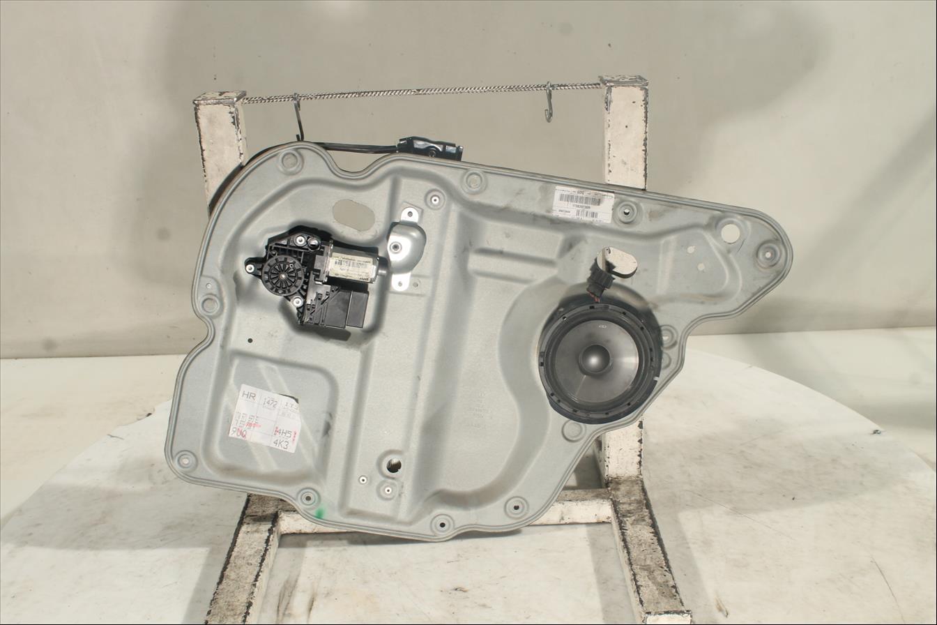 Elevalunas eléctrico puerta Tra. Der.