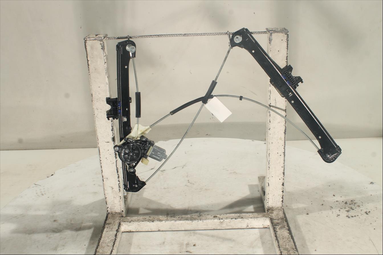 Elevalunas eléctrico puerta Del. Izq.