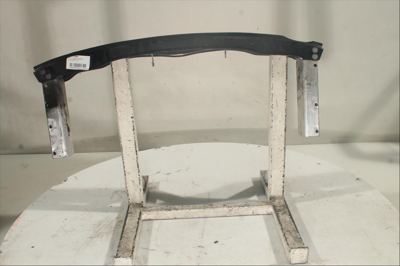 Traviesa paragolpes Tra.
