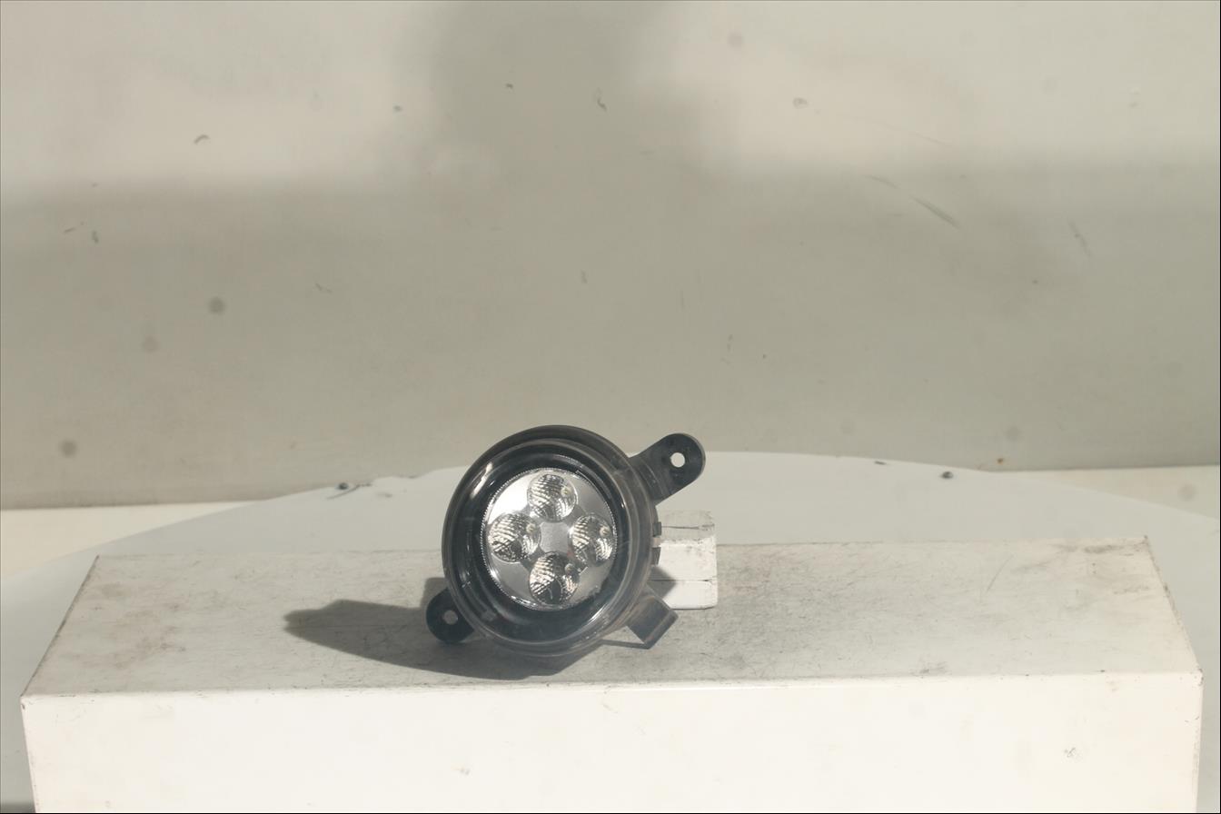 Piloto luz diurna Der.