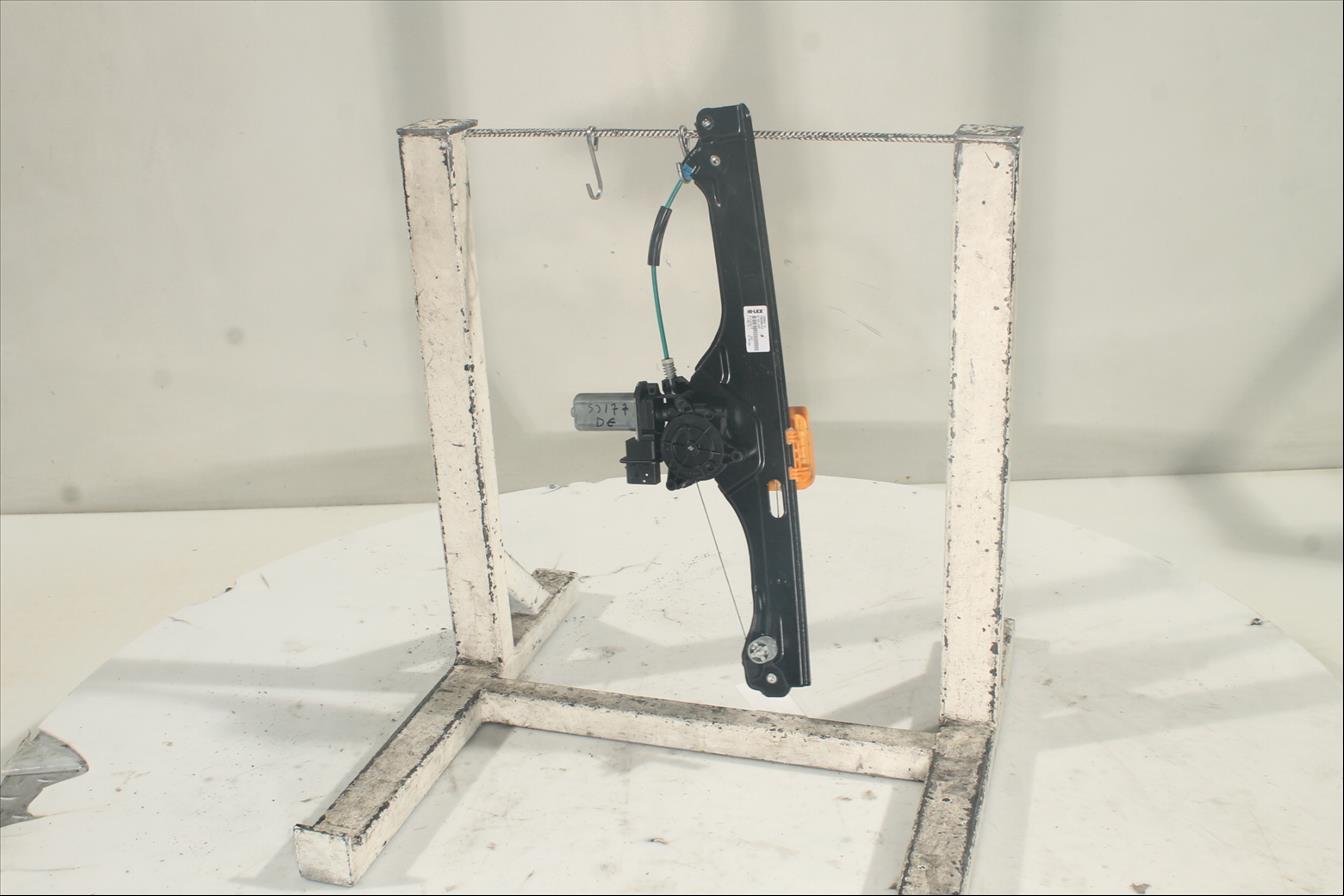 Elevalunas eléctrico puerta Del. Der.