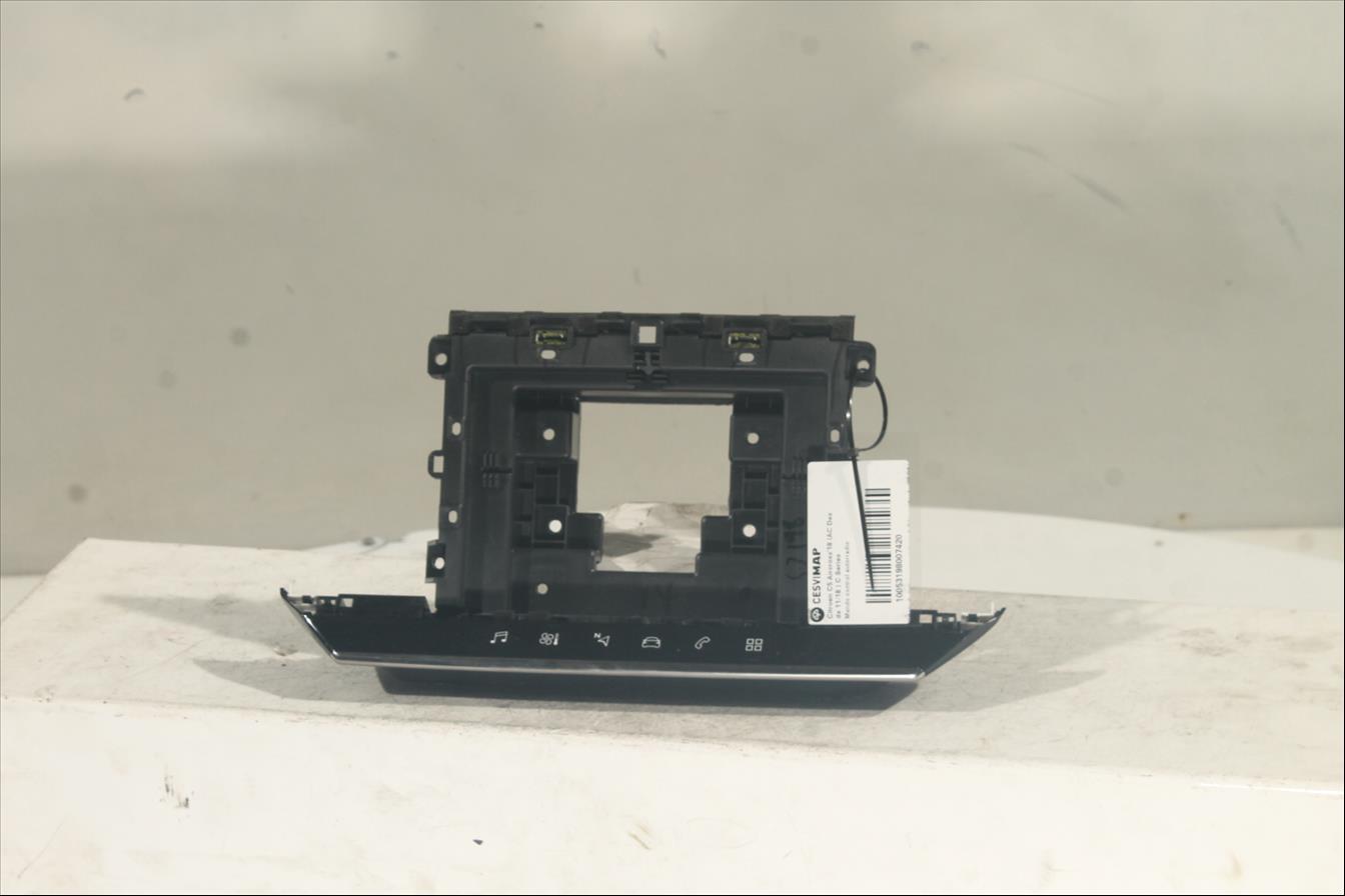 Mando control autorradio