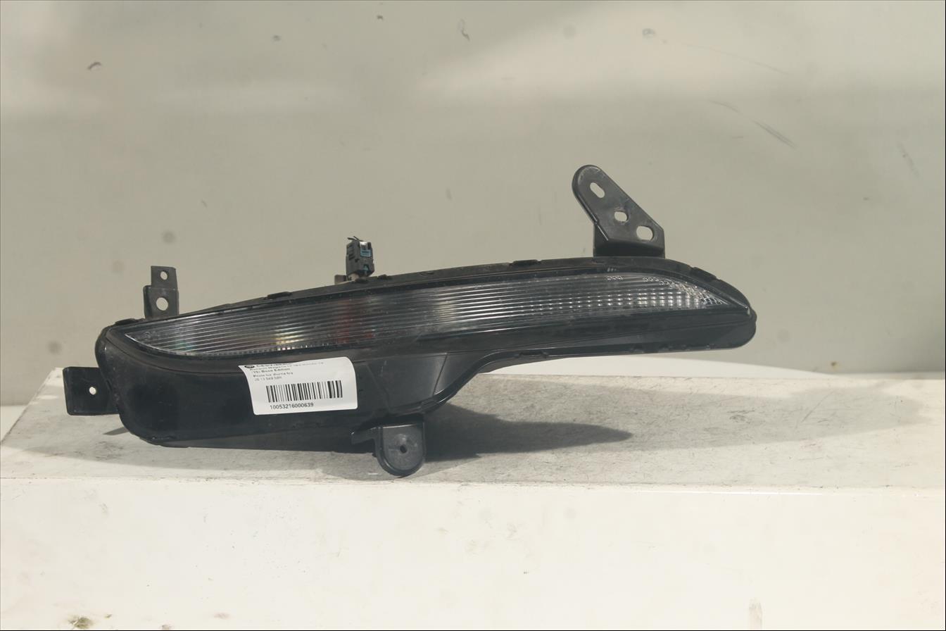 Piloto luz diurna Izq