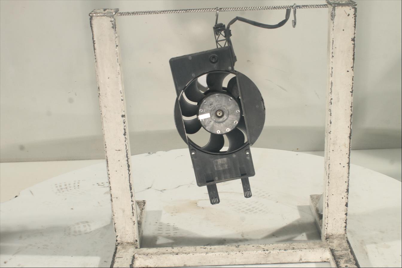 Electroventilador Der.