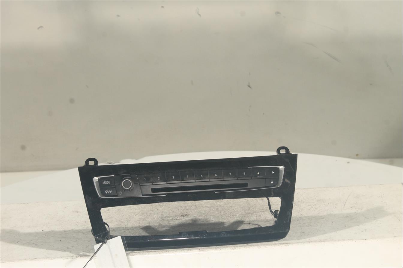 Mando control autorradio