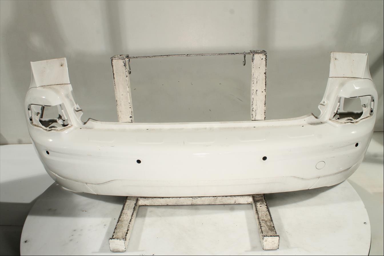 Paragolpes Tra.