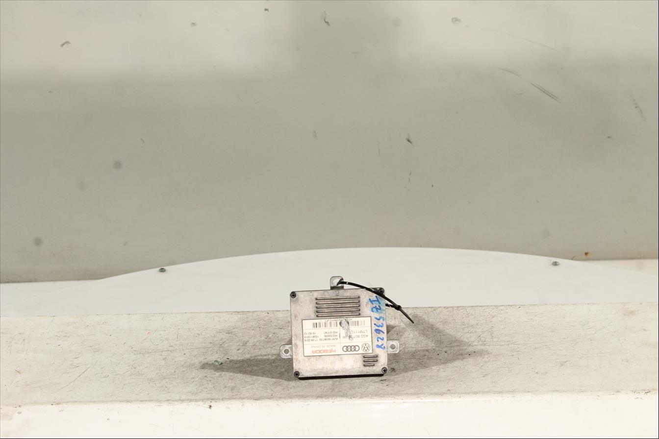 Transformador faros xenon Izq.