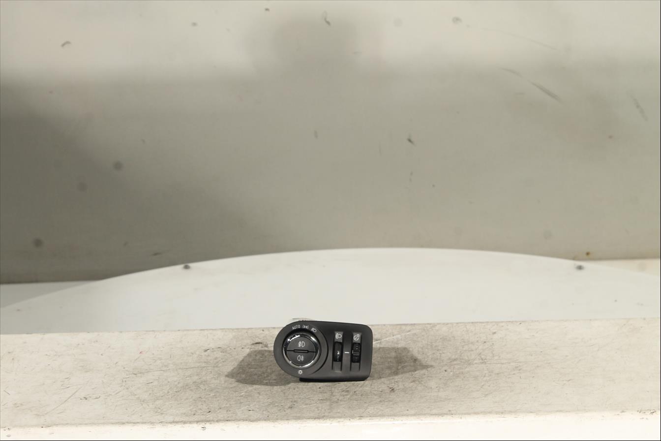 Interruptor y palanca de luces