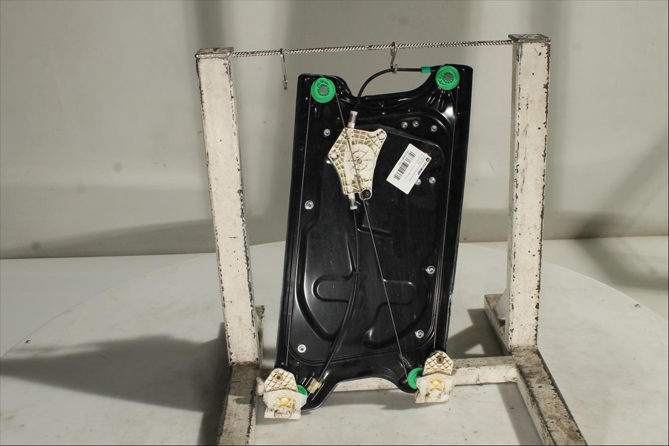 Elevalunas eléctrico puerta Del. Izq.