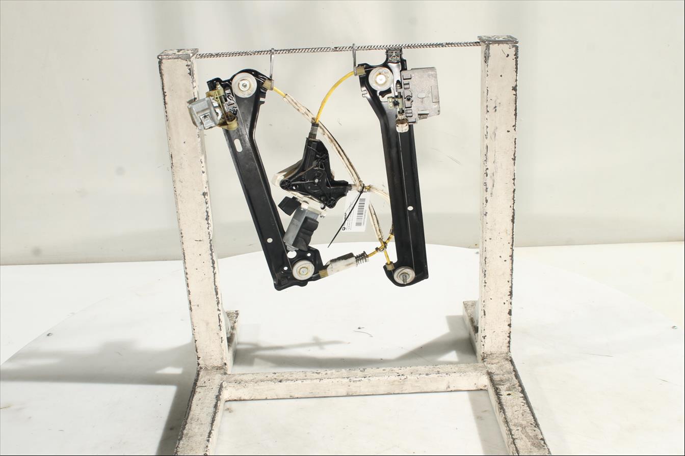 Elevalunas eléctrico puerta Tra. Der.