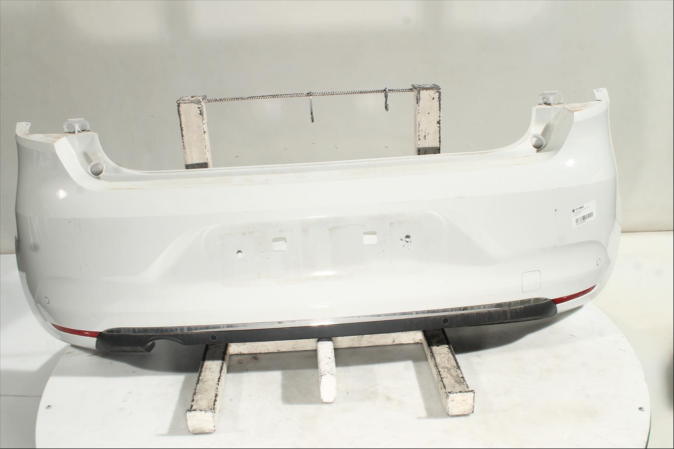Paragolpes Tra.