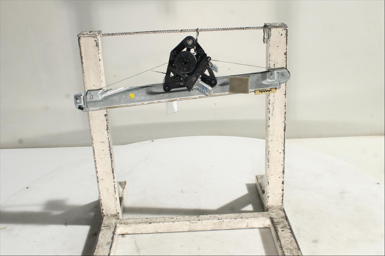 Elevalunas eléctrico puerta Del. Izq.