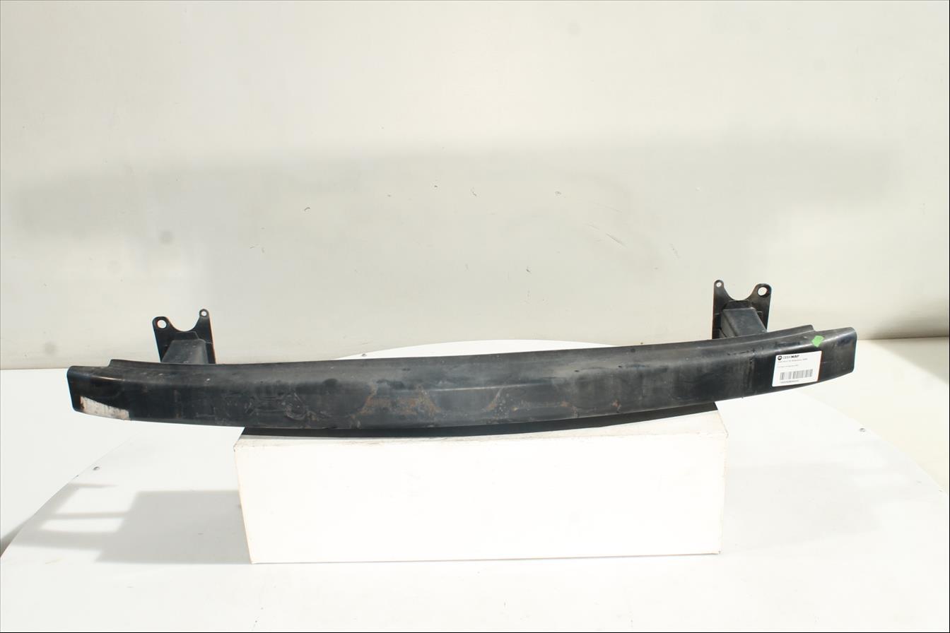 Traviesa paragolpes Del.