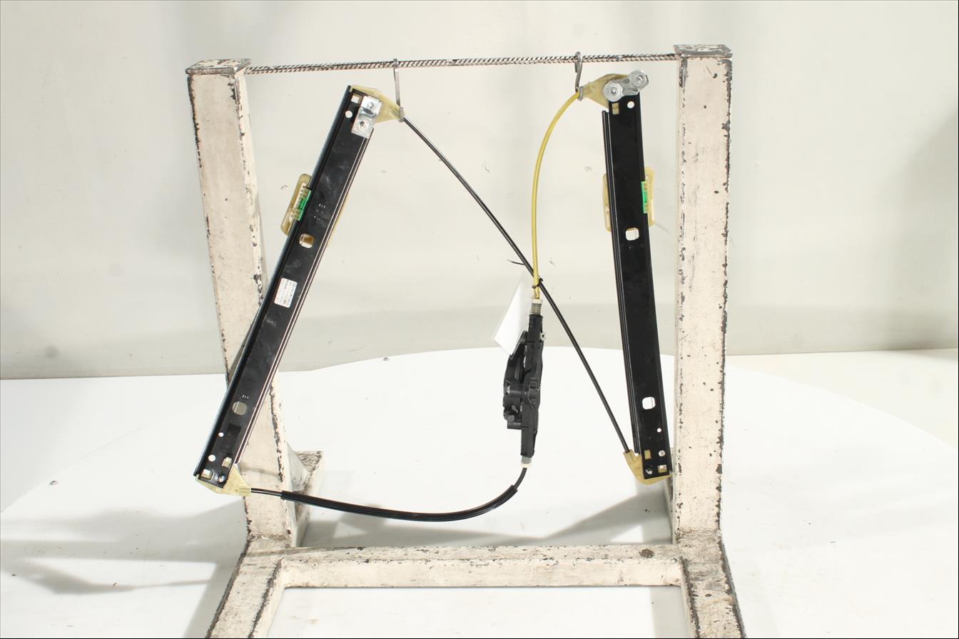 Elevalunas eléctrico puerta Del. Der.