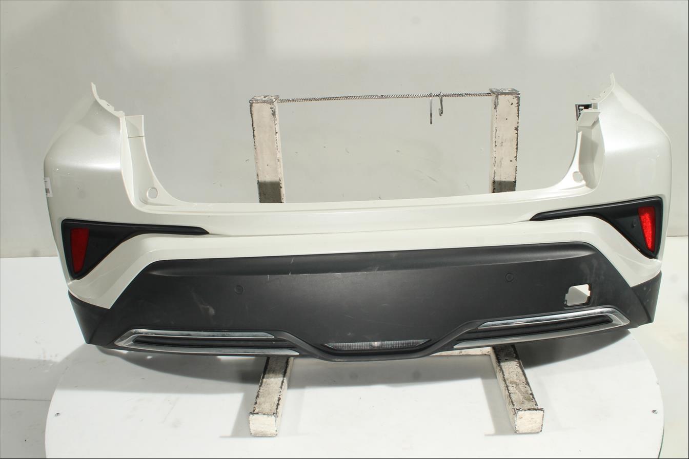 Paragolpes Tra.