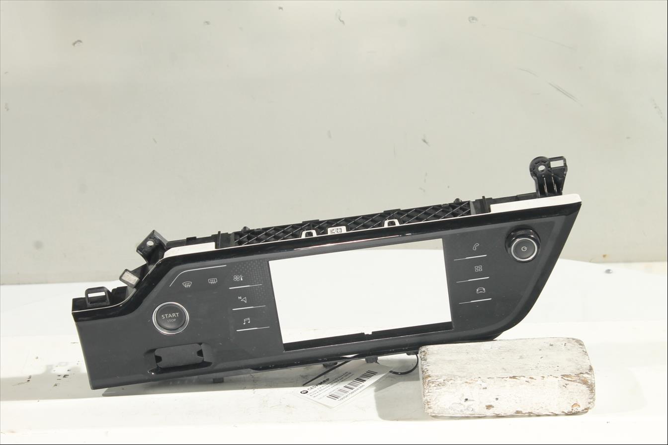 Mando control pantalla informacion