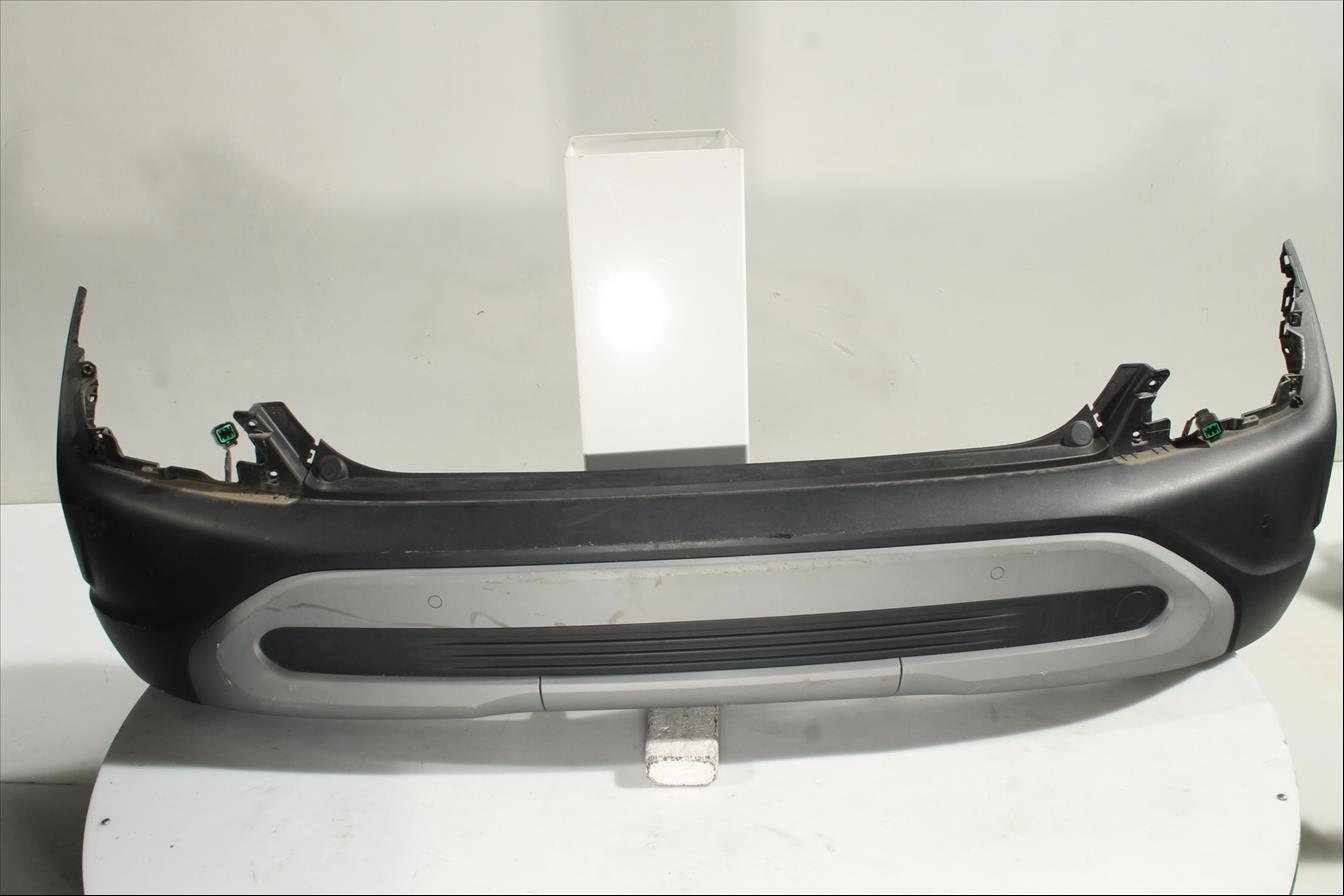 Paragolpes Tra.