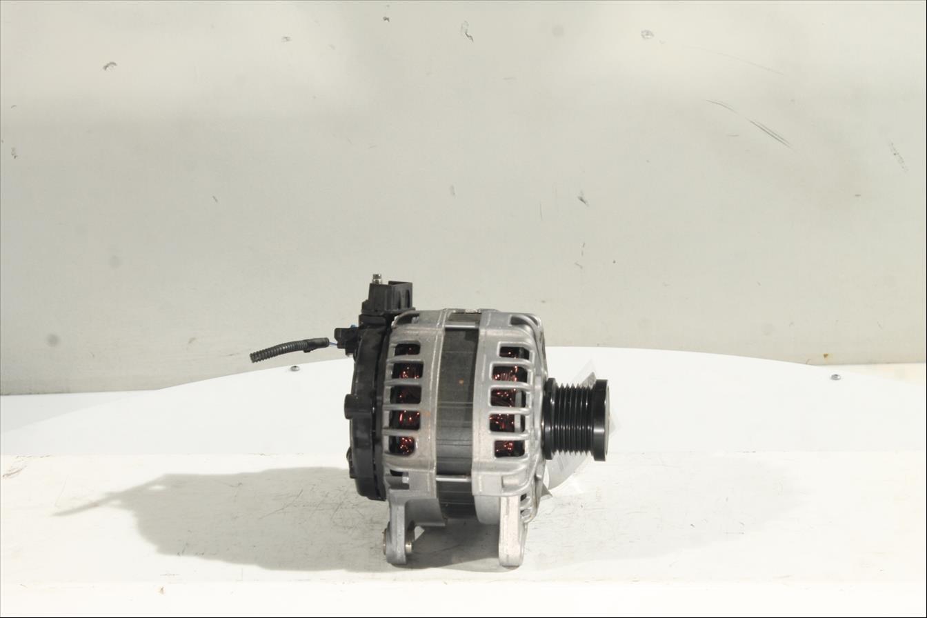 Alternador