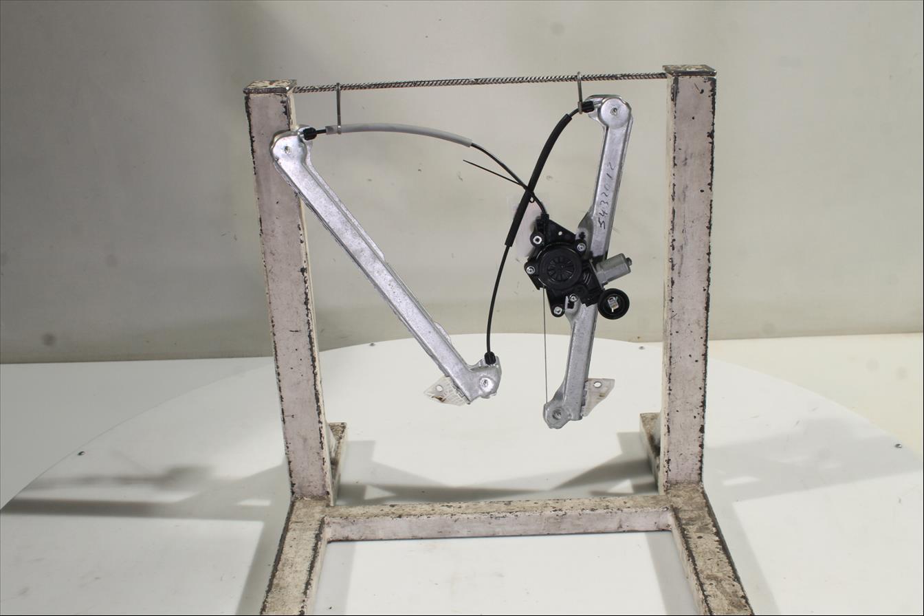 Elevalunas eléctrico puerta Del. Izq.