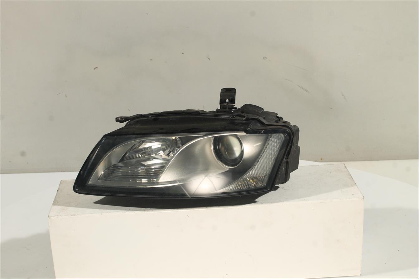 Faro Izq.