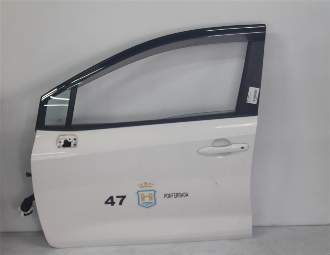 Puerta Del. Izq.
