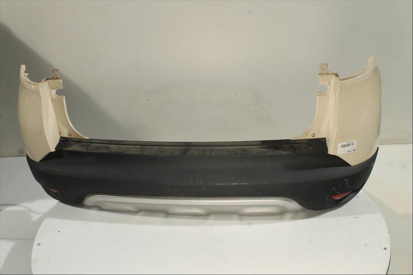 Paragolpes Tra.