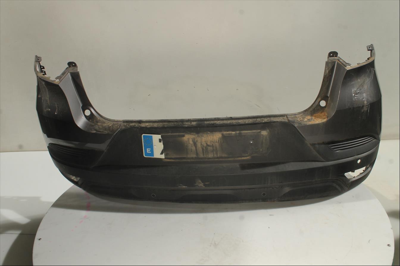 Paragolpes Tra.