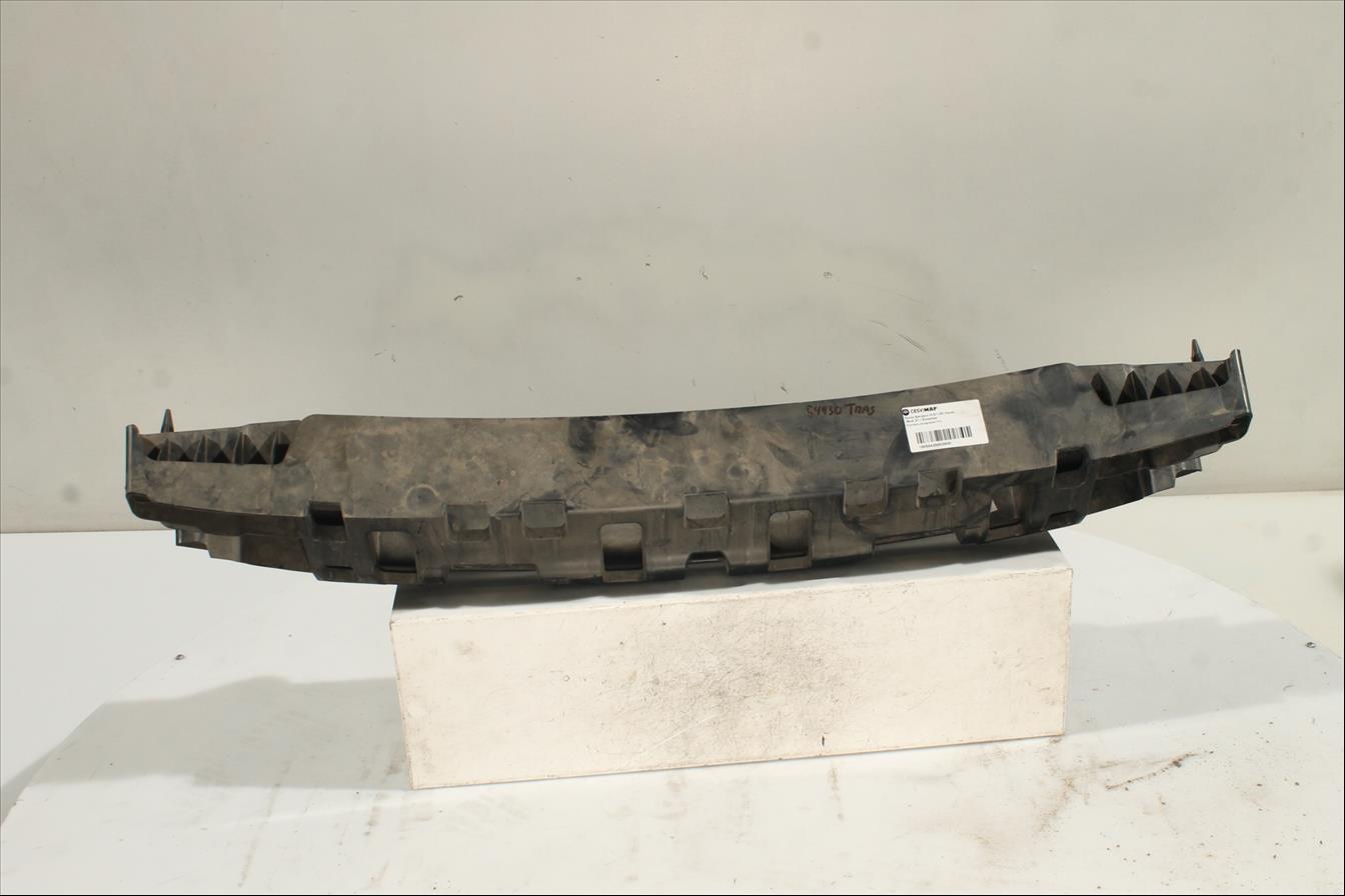 Traviesa paragolpes Tra.