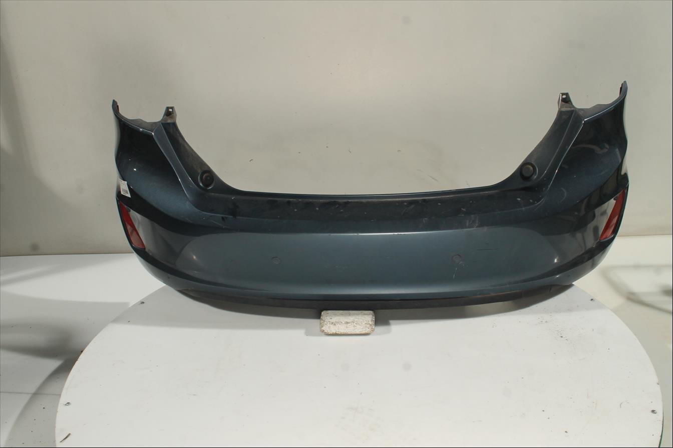 Paragolpes Tra.