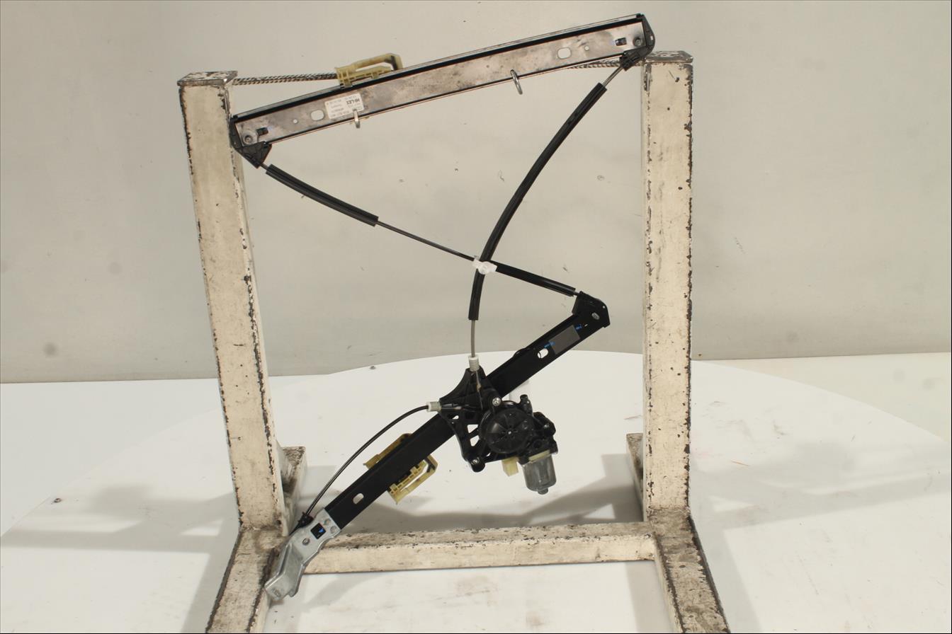 Elevalunas eléctrico puerta Del. Izq.