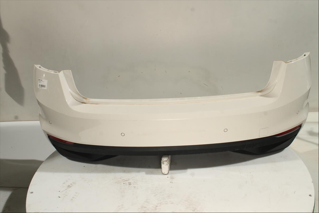 Paragolpes Tra.