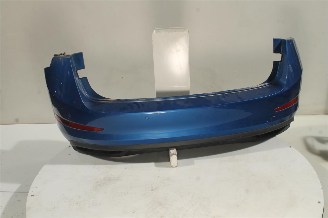 Paragolpes Tra.