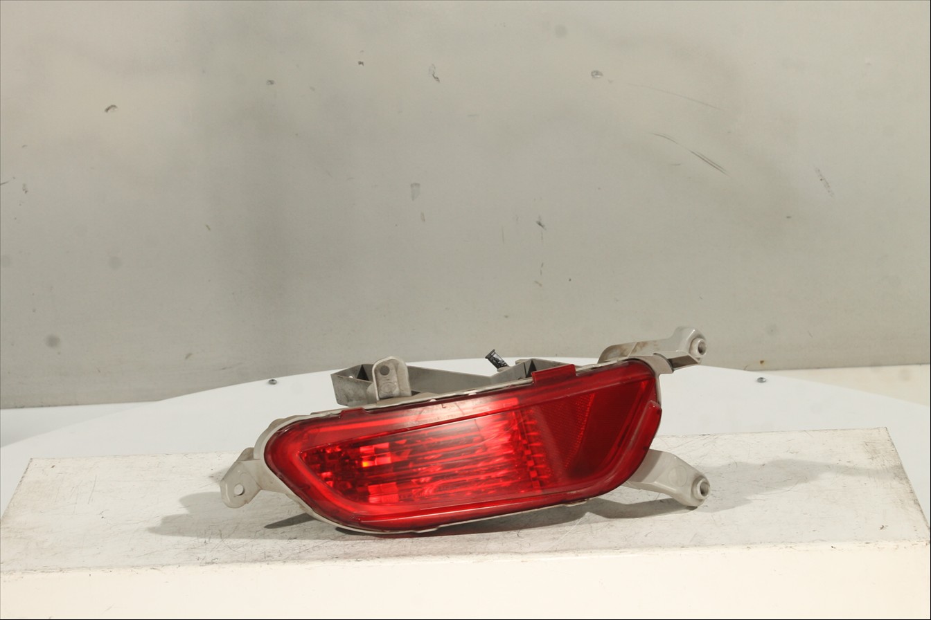 Piloto antiniebla Tras. Izq.