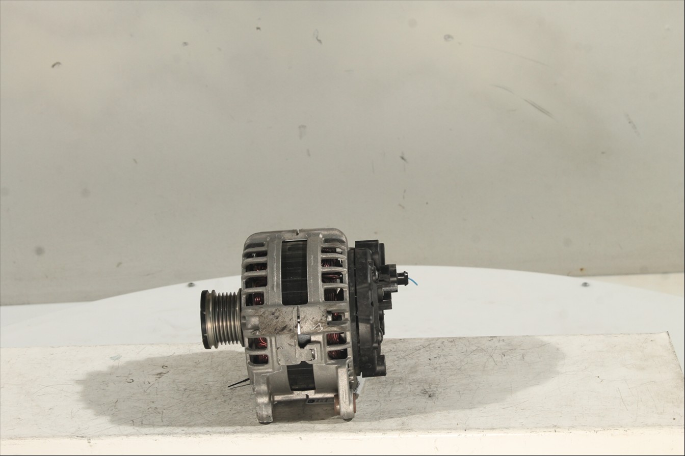 Alternador