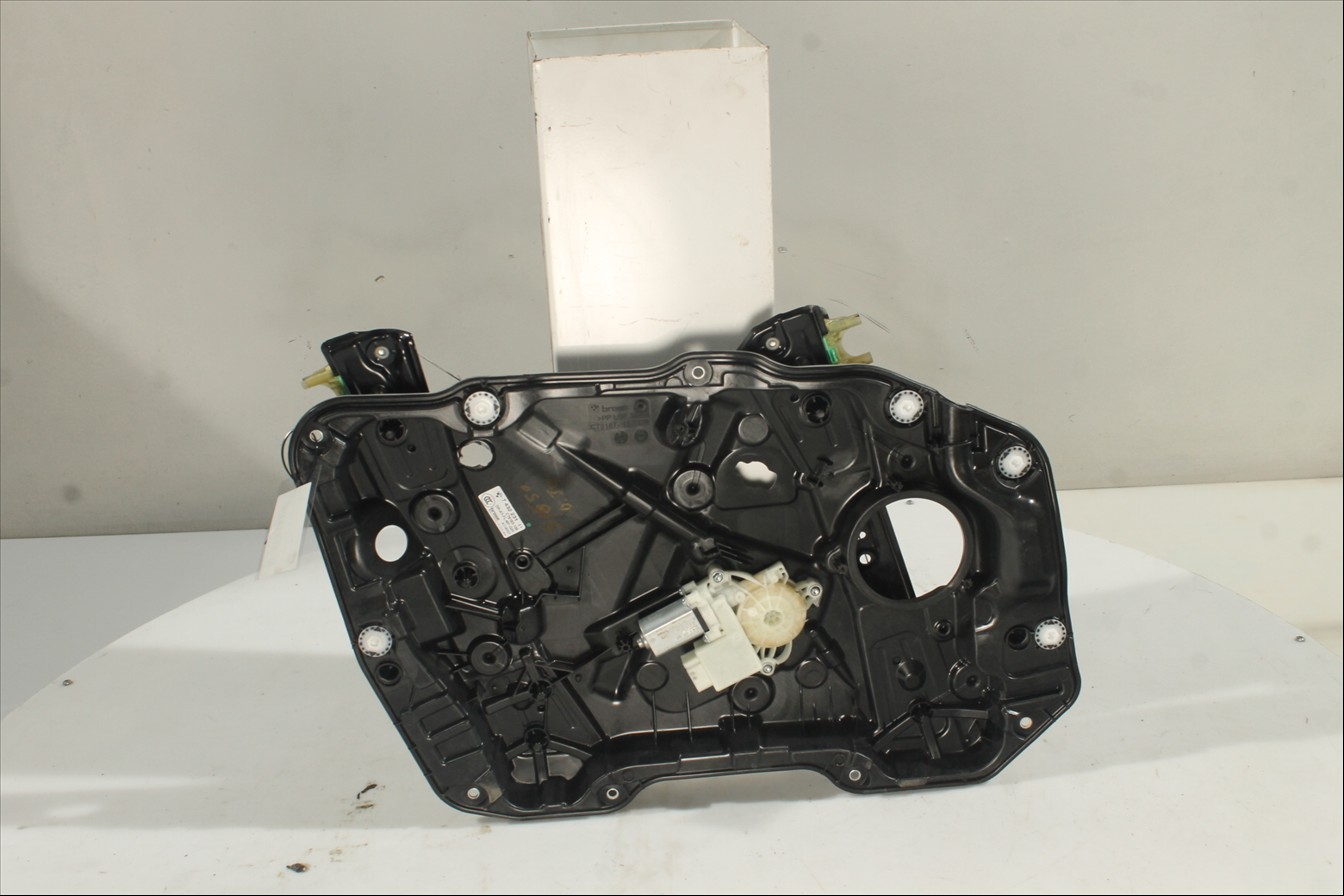 Elevalunas eléctrico puerta Del. Izq.