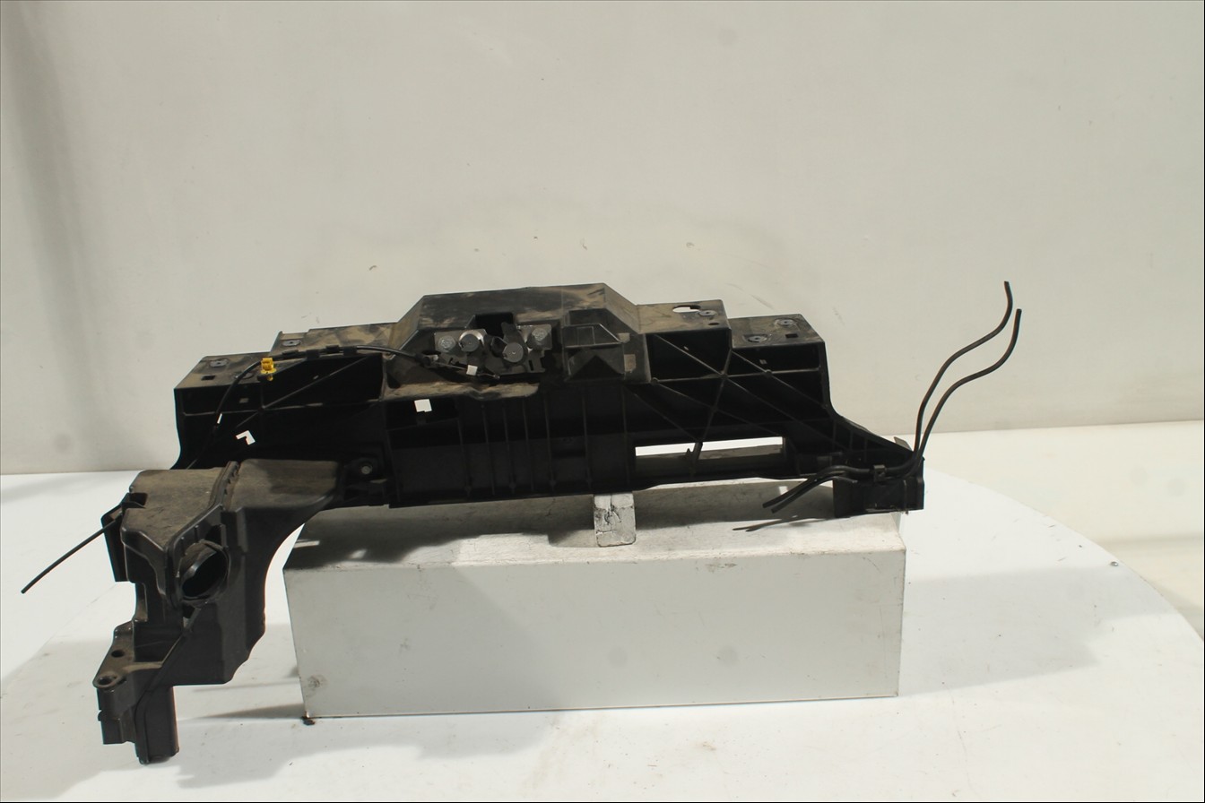 Chapa unión alojamiento faros