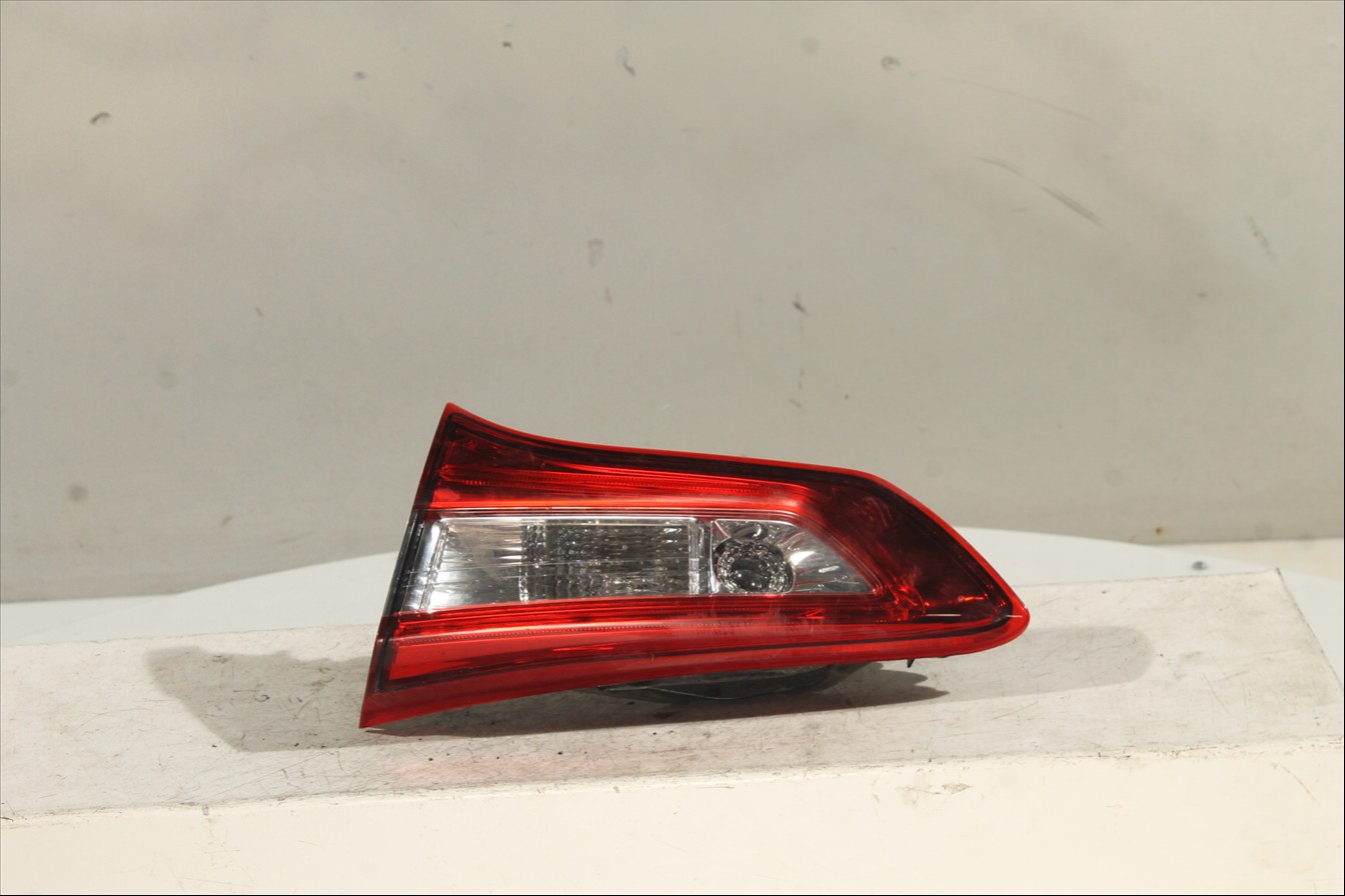 Piloto interior Tra. Der.