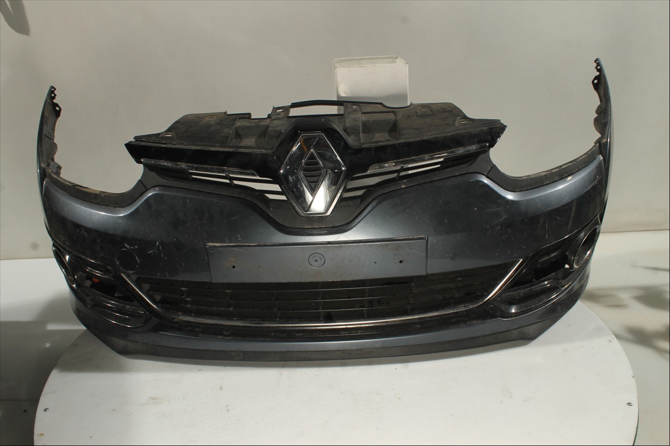 Paragolpes Del.