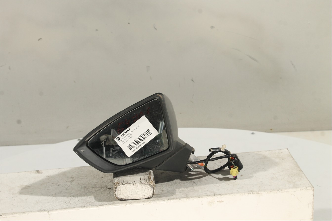 Espejo exterior Izq.