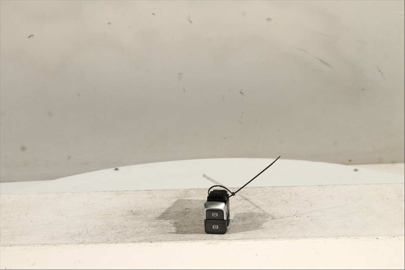 Palanca e interruptor freno de mano