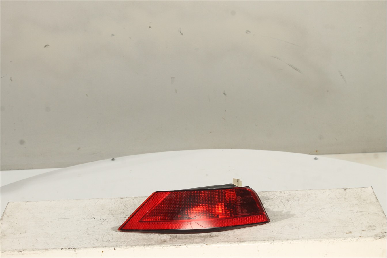 Piloto antiniebla Tra. Izq.