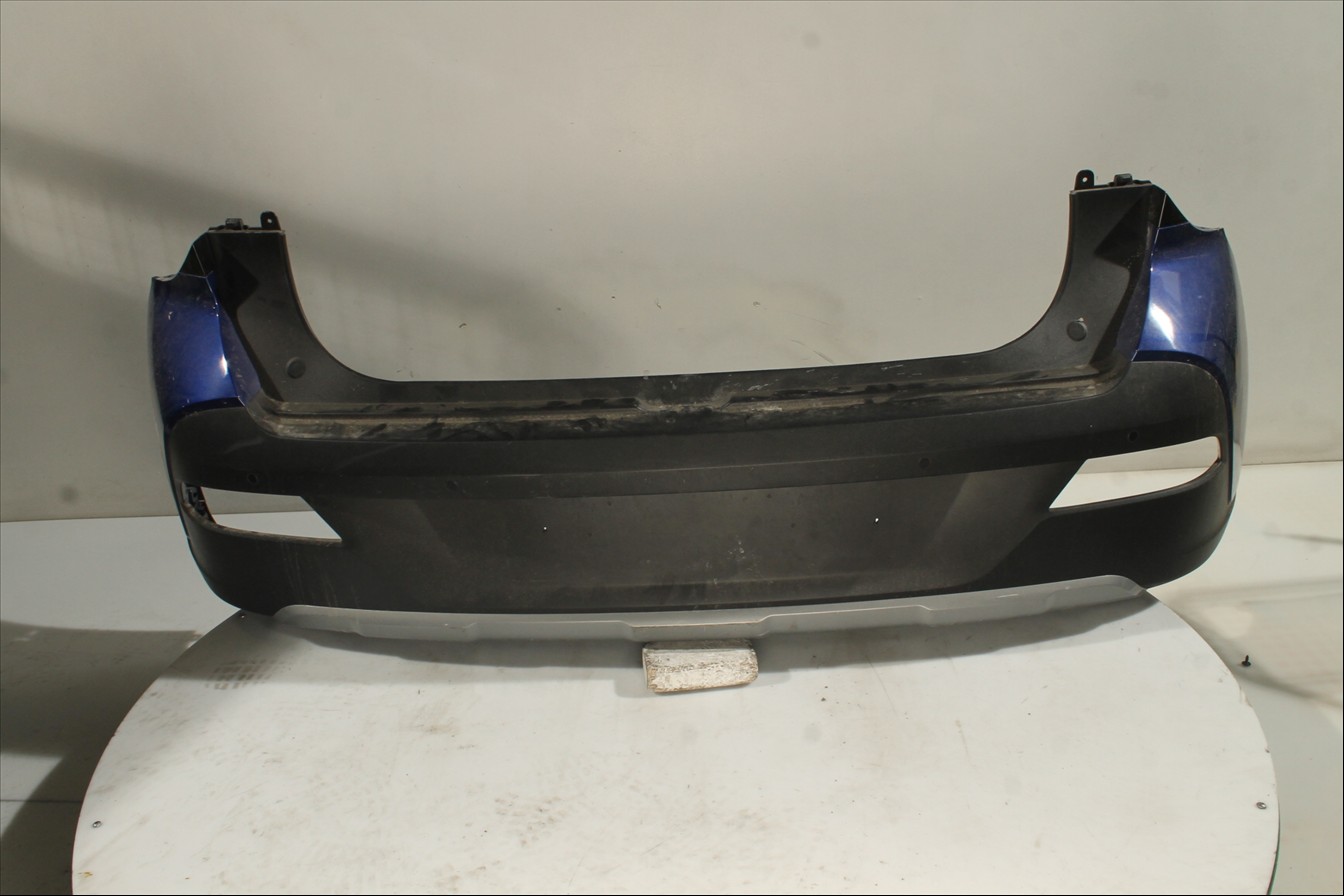 Paragolpes Tra.