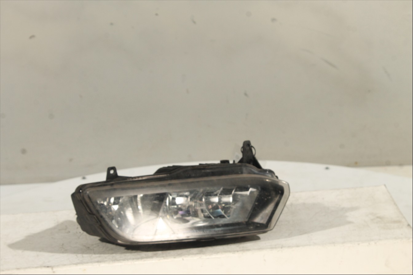 Piloto luz diurna Izq